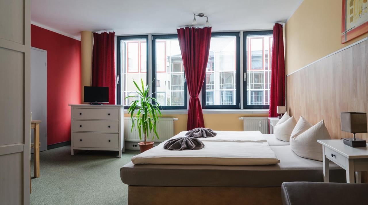 Pension Schlafgut Leipzig Exteriör bild