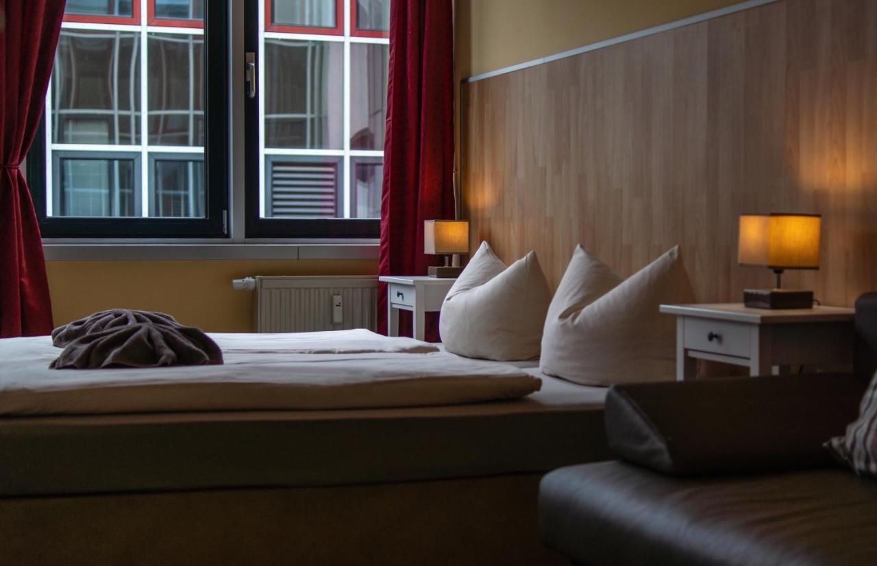 Pension Schlafgut Leipzig Exteriör bild